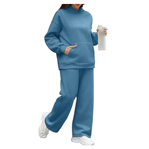 Ensemble de survêtement décontracté pour femme, deux pièces, sweat-shirt à capuche oversize et pantalon de survêtement à jambes larges, avec poches - Product Image 3