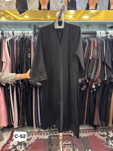 Oferta caliente: Nuevo estilo, hermosa abaya islámica tradicional negra de Dubái para mujer, de poliéster transpirable hasta el tobillo, ideal para primavera. - Product Image 4