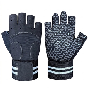 Gants de musculation en cuir à demi-doigts, respirants, antidérapants, compatibles avec les écrans tactiles, avec sangle de poignet réglable pour la salle de sport et le fitness - Product Image 1