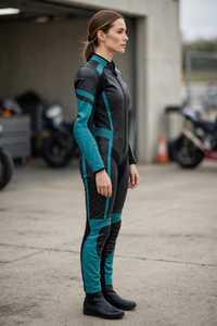Combinaison de course moto en cuir pour femme, noire et turquoise, à blocs de couleur, manches longues, une pièce - Product Image 3