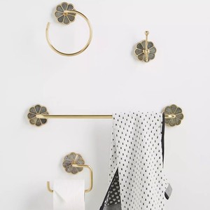 Wholesale Solid Brass Bathroom Hardware Set Luxury Gold Bathroom Accessories Towel Bar Ring <b>Hook</b> Paper Holder Set - Product Image 3