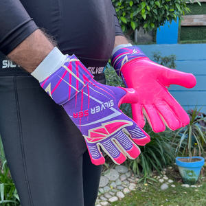 Gants de gardien de but professionnels en latex allemand Silver Sea Sports, unisexes, hybrides, à doigts plats, fermeture à boucle et crochet, respirants - Product Image 6