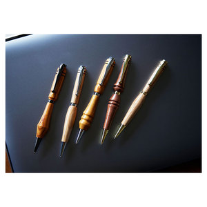 Stylo bille promotionnel en bois de qualité supérieure à prix avantageux pour la correction d'écriture - Product Image 1