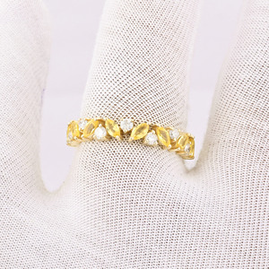 Vendeur Vérifié – Bague Éternité en Or Jaune 14 carats avec Saphir Jaune Naturel Taille Marquise 4x2mm et Diamants, Bijou de Mariage Empilable - Product Image 6