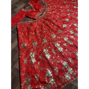 Ropa de Diseñador India y Pakistaní, Hermoso Lehenga Choli con Bordado Zari - Product Image 3