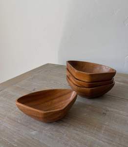 Bol de service en bois au design contemporain, grande capacité, plat à salade en bois massif pour cuisine moderne et distribution au détail - Product Image 1