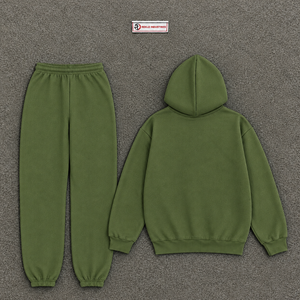 Ensemble de survêtement personnalisé pour homme avec imprimé étoile olive, comprenant un sweat à capuche et un pantalon de jogging, style streetwear décontracté et sportswear, fournisseur de vêtements en gros - Product Image 6