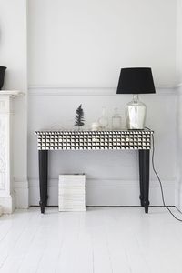Handcrafted Bone Inlay <b>Console</b> <b>Table</b> With Exquisite Floral Design For Modern Interior Decoration Concepts - Product Image 1