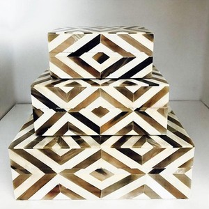 Cajas Decorativas para Joyería Hechas a Mano en Estilo Americano, de Resina y MDF - Adornos de Moda para el Hogar - Product Image 3