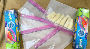 Sac alimentaire à double fermeture éclair robuste pour les opérations de restauration, offrant une fermeture fiable et une utilisation quotidienne répétée - Product Image 3