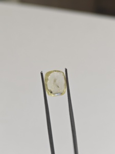 Gema de Zafiro Amarillo Natural de Alta Calidad AJ Gems Bridal de 4.05 CT para Uso Diario, Fabricación de Joyas, Corte Cojín India de 0.81 g - Product Image 5