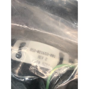 LAM 853-021644-001 ASSY, SGL, FTHRU, HTD VAC - Équipements et pièces semi-conductrices d'occasion fiables à l'échelle mondiale - Product Image 6