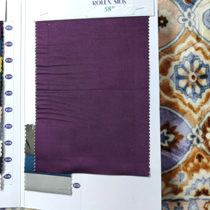 Tela satinada premium con textura suave y brillante de 58 pulgadas de ancho para sari, vestido, kurti, proveedor mayorista, material de alta calidad. - Product Image 1