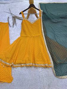 Traje Anarkali de Algodón con Puntos Amarillos para Mujer, con Dupatta Verde, Corte Holgado, Largo hasta el Suelo, Estilo Tradicional Indio-Pakistaní - Product Image 6