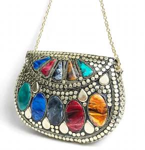 Pochette à bandoulière géométrique en résine BAGJ-METAL 3202D – Soirée, Mariage, Grande Capacité, Chaîne, Multicolore, Diamants en Goutte d'Eau, Argent - Product Image 2