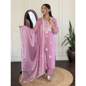 Conjunto Elegante de Top y Pantalón con Dupatta para Fiesta, Talla XL - Product Image 2