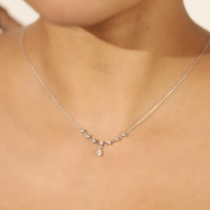 Collier en or massif 18 carats avec diamants en forme de goutte d'eau de haute qualité sertis à griffes, diamants certifiés IGI taille poire et taille rond, bijoux fins élégants - Product Image 6
