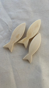 Handcrafted Bone Tatting Shuttle Natural Smooth Finish Traditional Lace Making Tool Vintage Style Navette - Product Image 5