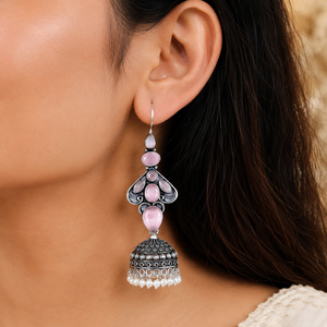 ต่างหู jhumka ประดับด้วยหินสีออกซิไดซ์สีชมพูสำหรับผู้หญิงต่างหูไข่มุกอินเดียแบบดั้งเดิม - Product Image 1