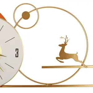 Horloge murale moderne en aluminium faite à la main pour la décoration de bureau et de maison, design peint à la main, qualité d'exportation, thèmes mariage et Noël - Product Image 2