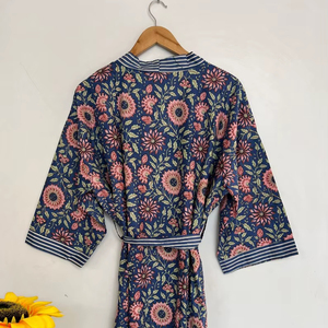 Bata Kimono de Algodón 100% Tejido para Mujer con Estampado Digital de Dibujos Animados, Camisón de Verano Hecho a Mano ODM con Cuello en V y Cintura Elástica de Longitud Completa - Product Image 1