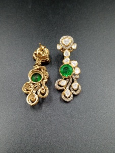 Classic 18K <b>Solid</b> <b>Gold</b> Drop Earrings With Emerald Cut Green Stone And Pear Cut Diamonds Flower Design For Women Wedding Jewelry - Product Image 2