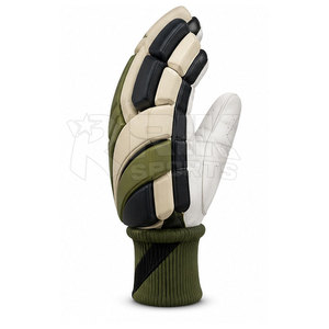 Gants de hockey sur roulettes de qualité supérieure avec des matériaux durables et un mouvement flexible - Product Image 6