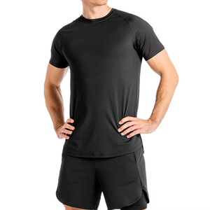 T-shirt de course athlétique pour hommes avec logo personnalisé, vêtements de sport haute performance pour les séances d'entraînement - Product Image 1