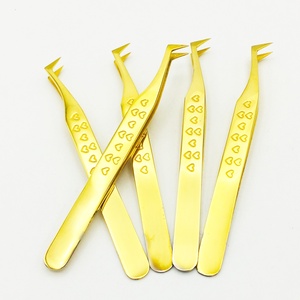 ชุดแหนบต่อขนตาเคลือบทอง ปลายเรียบละเอียด ลายหัวใจ สำหรับต่อขนตา - Product Image 1