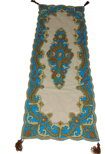Buy Kashmiri Embroidered <b>Table</b> Runners Online from Lowellcraft Handcrafted Wool & Silk Crewel <b>Work</b> <b>Table</b> Decor with Traditional - Product Image 3