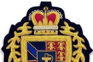 Badges Couronne 3D en Fil de Soie Brodé Faits Main en Tissu Toile de Haute Qualité, Conception Personnalisée, pour la Promotion - Product Image 3