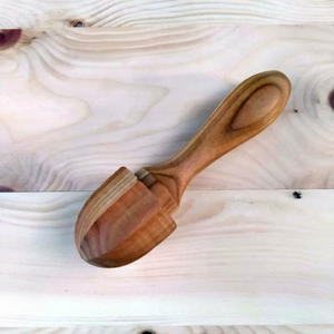 Exprimidor de Limones de Madera Multiusos para Uso en la Cocina Durante la Preparación de Ensaladas, Cocina y Elaboración de Bebidas Frescas - Product Image 1