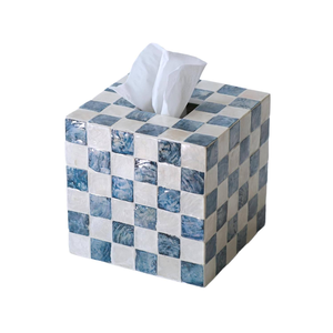 Caja de pañuelos cuadrada con incrustaciones de nácar, soporte decorativo a cuadros de conchas de capiz, hecho en Vietnam, para un hogar moderno y lujoso. - Product Image 4