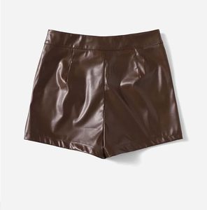 Ensemble combinaison et mini-jupe en cuir PU moulant pour femme, style latex, directement de l'usine, idéal pour clubbing, tenue de nuit ou soirée - Product Image 4