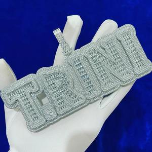 Colgante de Moissanita Personalizado con Letra, de Plata de Ley 925, Chapado en Oro, con Incrustaciones de Circonitas, Corte Brillante Redondo, para Fiesta - Product Image 2