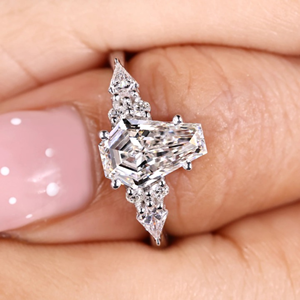 Anillo de diamante talla ataúd en oro blanco de 2.40 quilates, anillo de diamante cultivado en laboratorio, anillo de compromiso, anillo de boda, joyería, anillo de eternidad en oro vermeil de 14k - Product Image 4