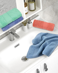 Serviettes de bain en coton 100% uni, hypoallergéniques, séchage rapide, moelleuses, tissées, carrées, pour usage domestique, adultes, lavables en machine - Product Image 4