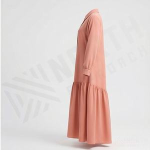 Abaya Sencilla de Fábrica al por Mayor para Mujer, Ropa Islámica Modesta, Larga hasta el Suelo, Manga Larga, Poliéster Ecológico, Prendas al por Mayor - Product Image 3