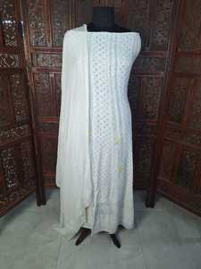 Traje Anarkali Chikankari Bordado a Mano, Semi-Confeccionado, con Dupatta, Ropa Étnica India para Bodas, Festivales y Celebraciones - Product Image 1