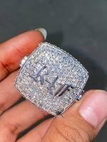 Anillo de Moissanita Hip Hop con Incrustaciones de Diamantes Redondos Brillantes, Plata de Ley 925, Engaste de Garras, Chapado en Plata, Joyería para Fiesta/Regalo