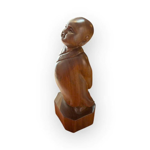 Petite sculpture de moine sculptée à la main en bois de rose, décoration de table pour la méditation, thème bouddhiste - Product Image 2