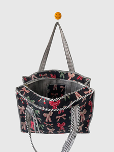 Sac fourre-tout en toile style preppy avec motif bonbons, design ouvert pour le shopping toutes saisons - Product Image 4