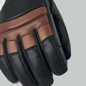 Fournisseur direct d'usine de gants de ski en cuir de chèvre avec logo personnalisable pour les sports d'hiver et les mites en cuir pour temps froid - Product Image 6