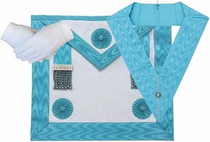 Ensemble de Regalia Maçonnique Raxine Ventoria Enterprises : Tablier, Col et Gants pour Maîtres Maçons MM, Style Classique - Vente Flash - Product Image 3