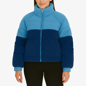 เสื้อแจ็คเก็ตพัฟเฟอร์โอเวอร์ไซส์สีสันตัดกันสำหรับผู้หญิง คุณภาพสูง ลดราคาพิเศษ เสื้อโค้ทบุผ้านวมทันสมัย ระบายอากาศได้ดี เหมาะสำหรับใส่ในฤดูหนาว สไตล์สตรีทแวร์ - Product Image 1