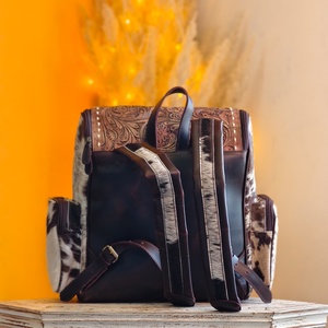 High Quality Floral Hand Tooled Cowhide Leather Front Zipper Pocket Floral Carved Design Bohemian Style Daily Use <b>Backpack</b> - Product Image 3