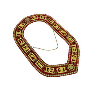 Collar de Cadena Dorada de Metal para la Gran Logia de los Masones, con Reverso de Terciopelo Morado - Product Image 1