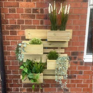 Jardinera de Pared de Madera Hecha a Mano - Decoración Rústica para el Hogar - Venta Directa al por Mayor - Product Image 2