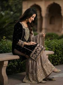 Ensemble Anarkali brodé noir et or pour femme avec palazzo en tulle et dupatta – Tenue traditionnelle indienne et pakistanaise pour mariage, longueur ras du sol - Product Image 2