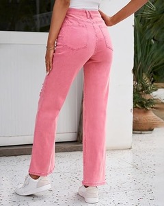 Jean bootcut rose en coton pour femme - Coupe classique vintage longueur genou pour le collège et les soirées romantiques - Product Image 2